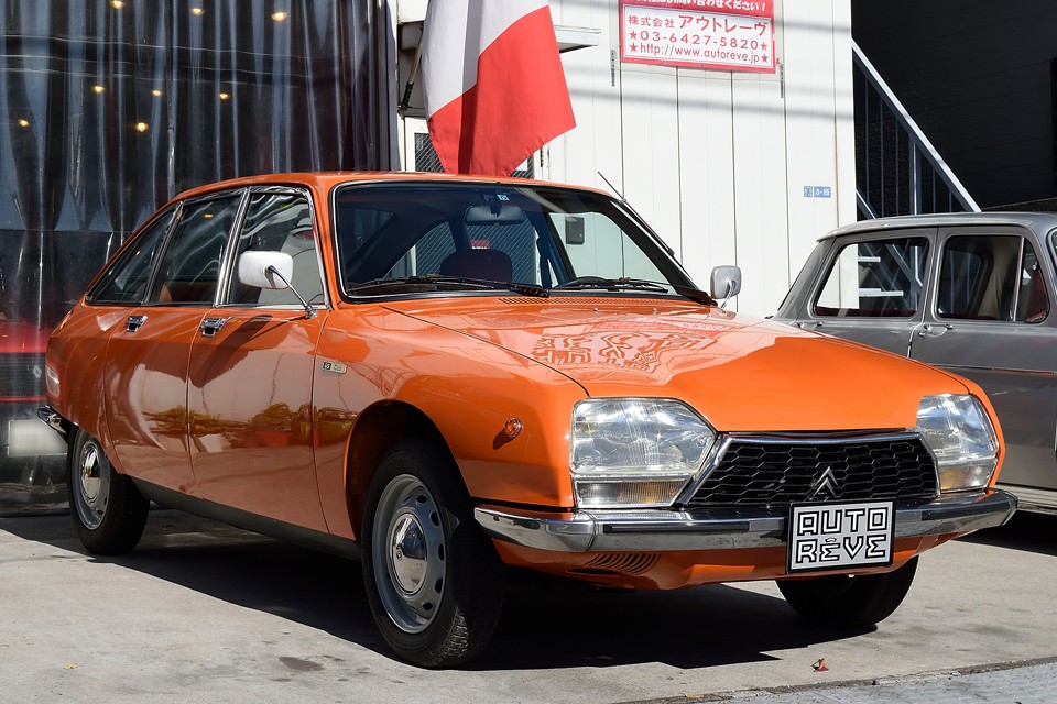 1975（昭和50）年式シトロエンGSクラブ！純正カラーのオレンジが鮮やかなPOPなGSです！