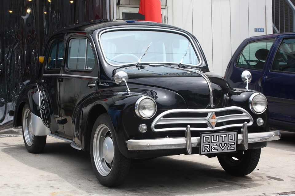 昭和36年式　日野ルノーデラックス！懐かしいと感じられる方も多いはず！