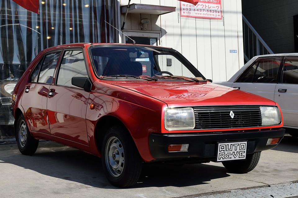国内初度登録1984（昭和59）年式　ルノー14TL　まさにフレンチベーシックそのもの！