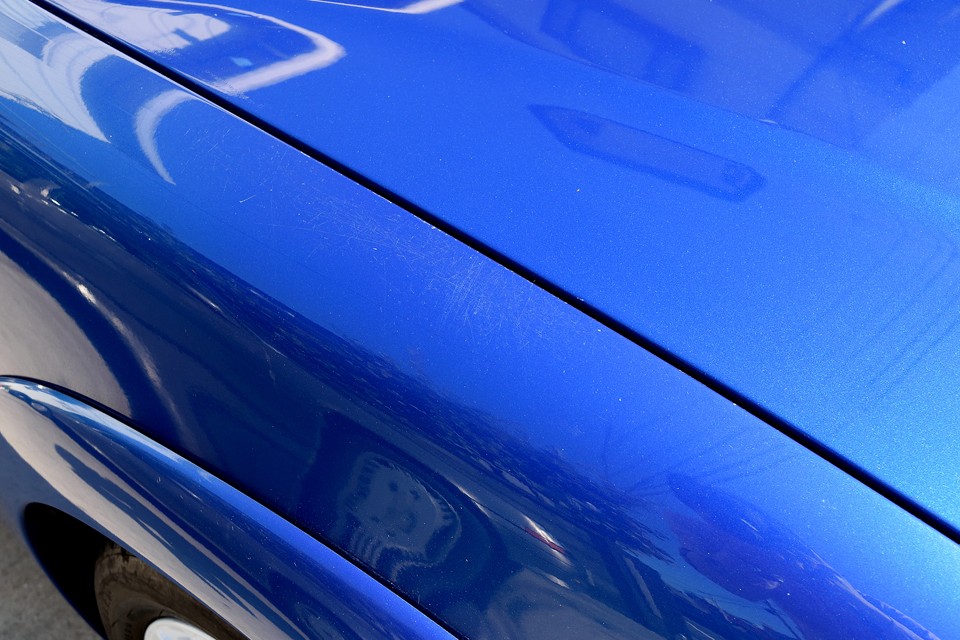 塗装で気になるところ
その1：右フロントフェンダー