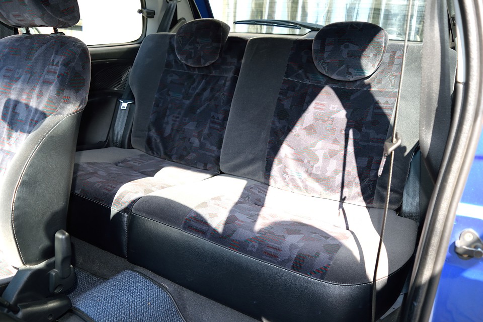 リアシートは…言う事無し！（←決して手抜きでは…笑）