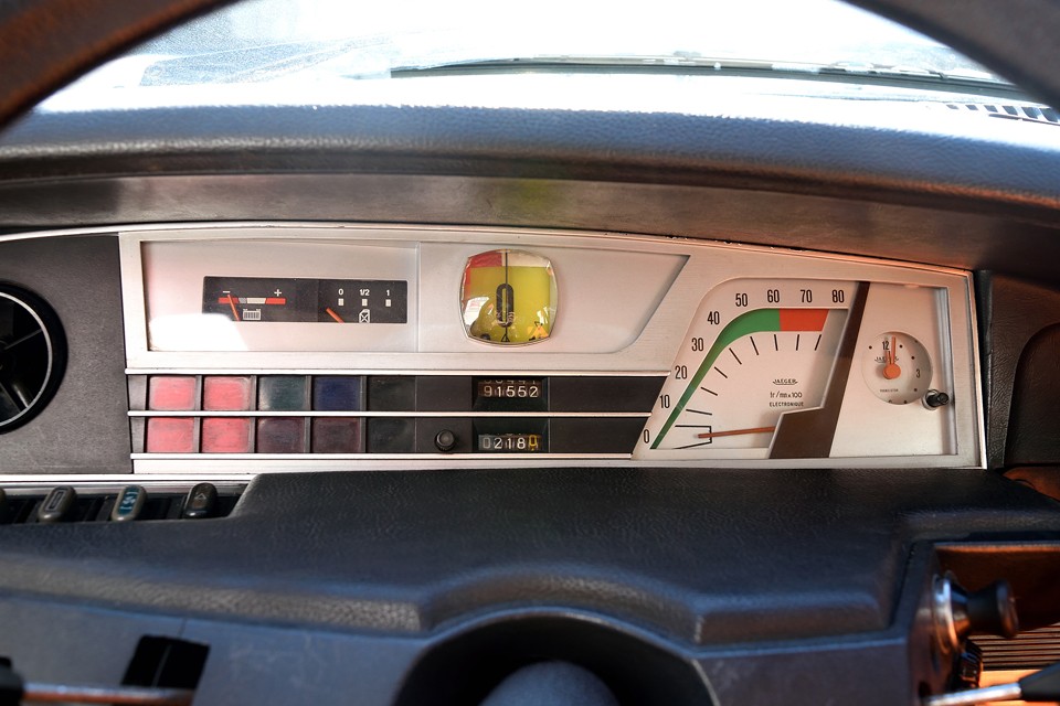 ボビンは速度と共に色も変化していきます。何kmまであるのか？その時の色は？・・・ほとんど都市伝説です。