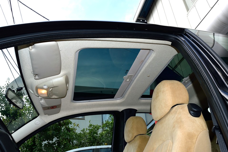 シェードを開けるだけでも十分気持ちいいんですけどぉ〜！