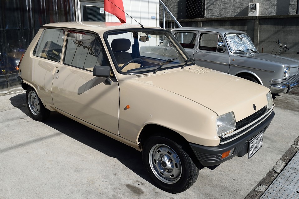 クルマ見て、こういう感想もどうかと思いますが…