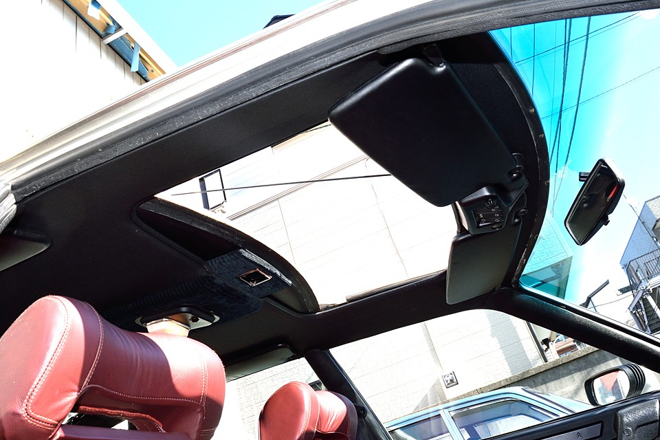 もちろん電動サンルーフも問題なし！