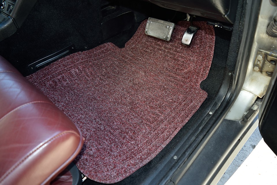 L.L.Beanのカーマットもキレイですが…