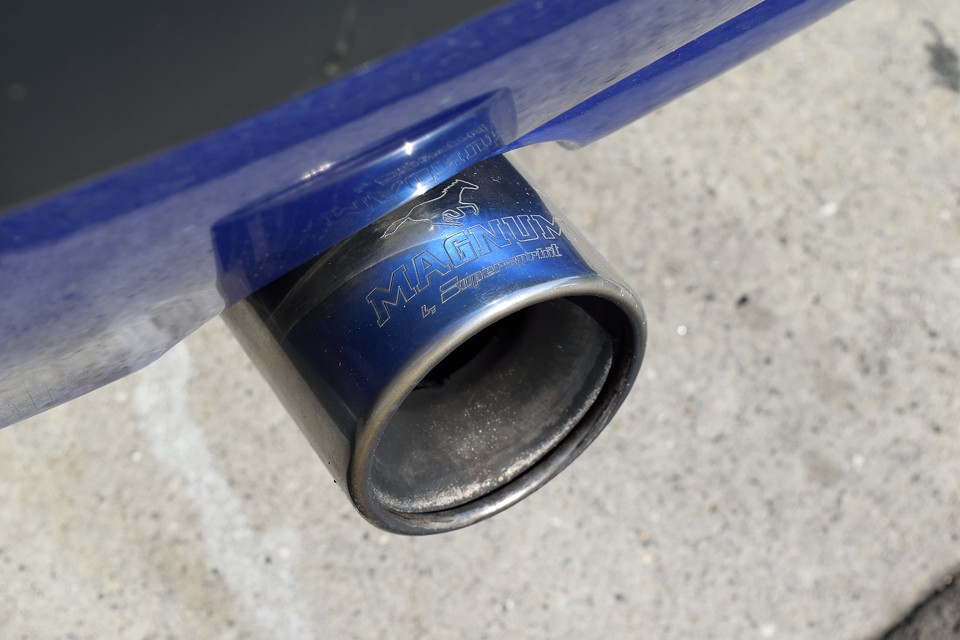 吸気側がDIAで、排気側がSupersprintなんてぇ〜！ちゃんとし過ぎぃ〜！