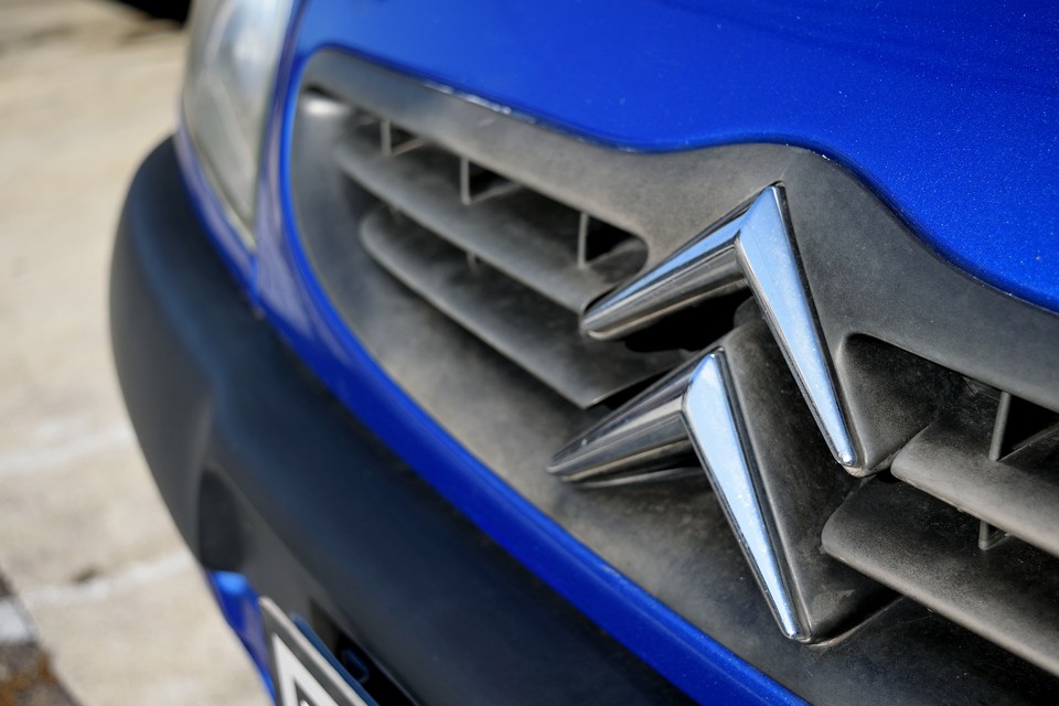 とにかく楽しいフレンチ・ホットハッチ！実用性もバッチリで、まさに一石二鳥の美味しいクルマなのです！