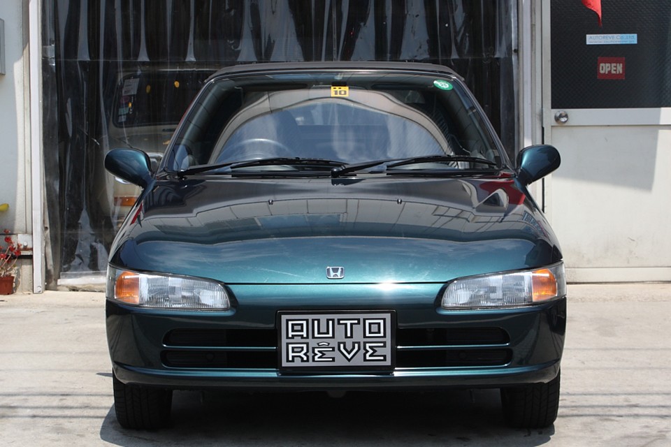 シンプルなデザインですが、キリッと引き締まった「やる気！」を感じさせる良い顔！