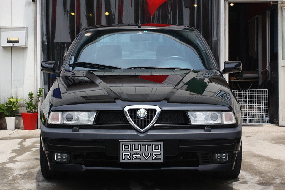 若干タレ目なのに、カワイイというよりクールに見えるのは、まさしくデザインの成せる技！