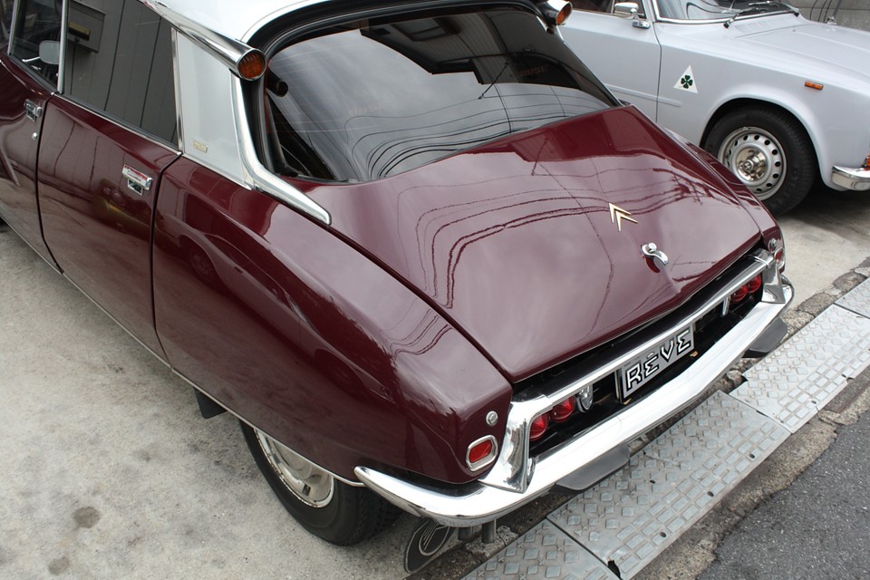 この角度…絶景！状態の良さもお判りいただけると思います。