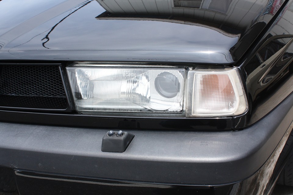 ヘッドライト、ウィンカーともにクリアーです！ライトはクルマの目ですからね。大事ですよね。