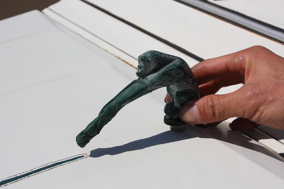 そして忘れてはいけない一番の錯乱の元（笑）ゴリラのマスコット！なんと未使用品！