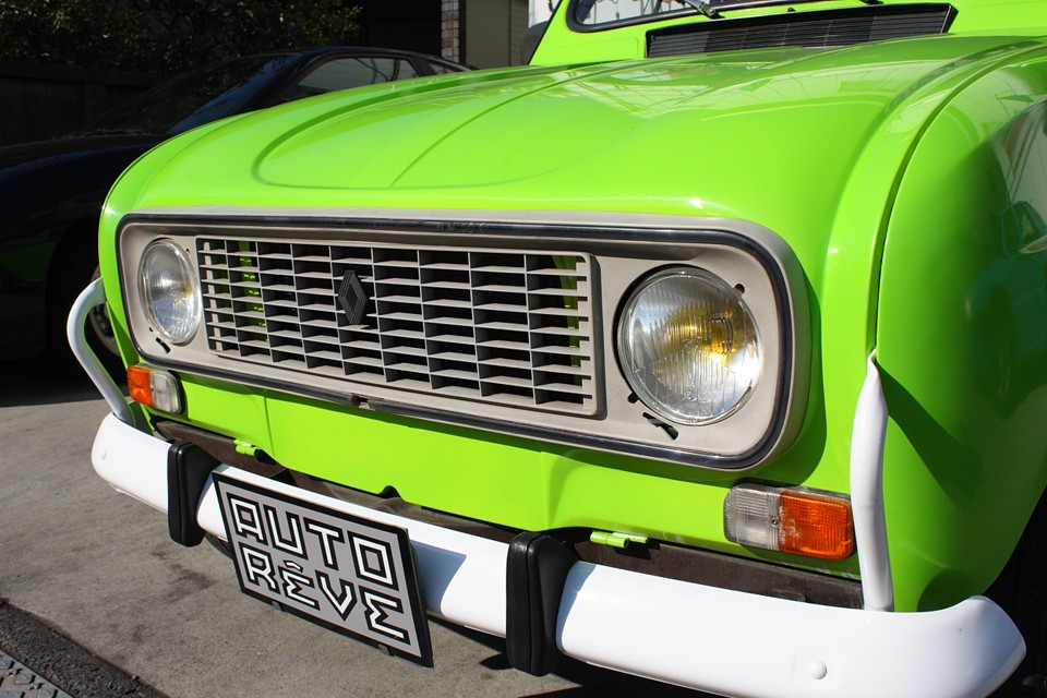 バルブはもちろんイエローバルブ！ライトを点けた夜の姿がこれまた・・・ククゥ〜その2