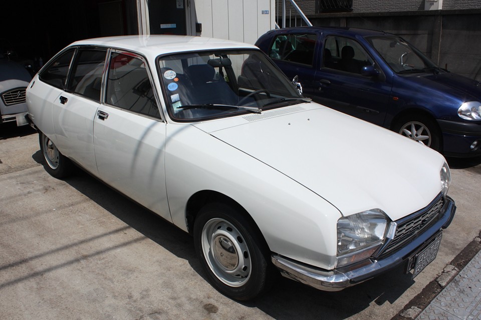 色味の違いでこれほど印象が変わるんですねぇ。何だかとっても「男前！」なGSです。