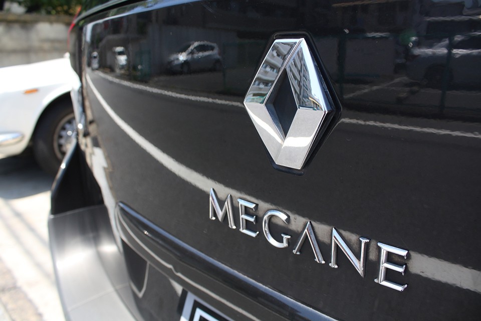 やはり、「癒し」ではないかと…。