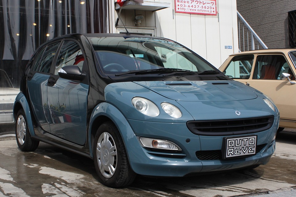 2005（平成17）年スマート・フォーフォー！カラーリングといい、デザインといい、これかなり良い感じ！