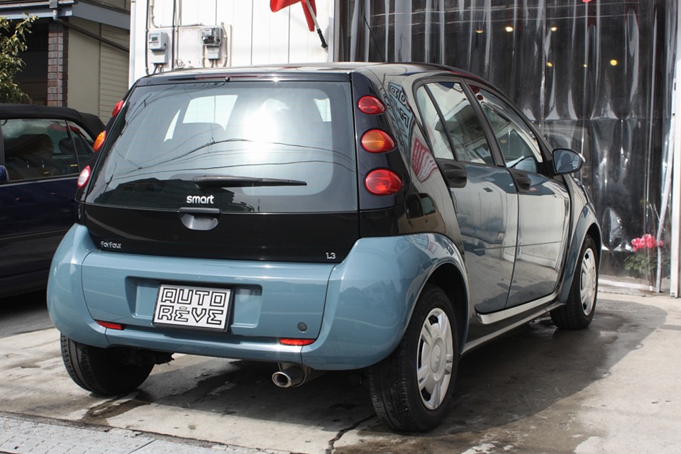 これほどPOPなデザインなのに、ちゃんと実用性も成立してるんですからねぇ。