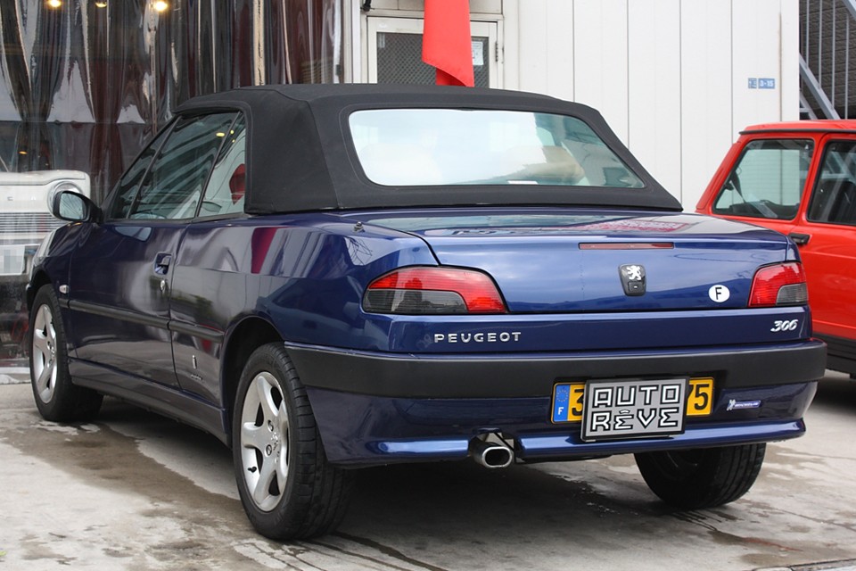 しかもデザインはあの「ピニンファリーナ！」美しいのも納得ですね。