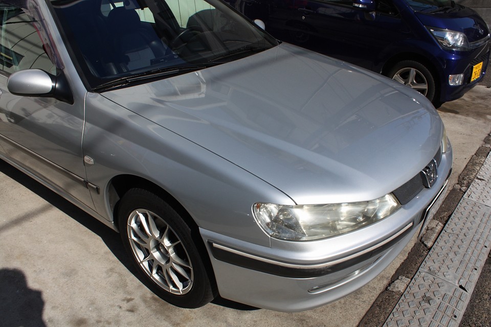 もちろん小キズ程度はありますが、全体的にはとても清潔感のある状態です！