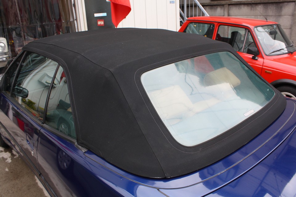 ねっ、キレイでしょ。リアスクリーンもこれなら合格ですよね。