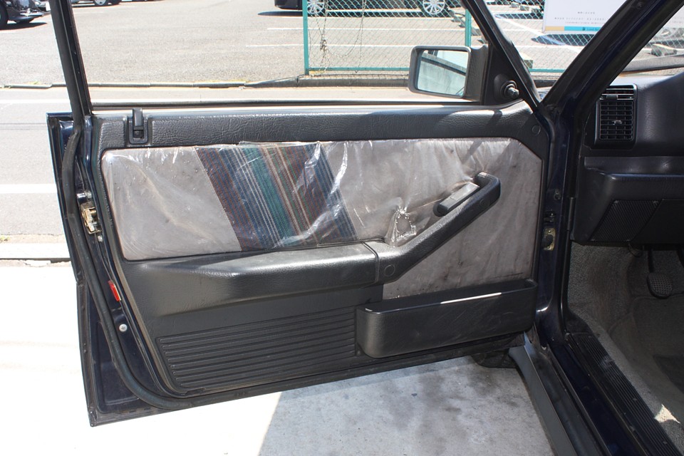 26年物の禁断のビニール！取るも取らぬもアナタ次第！…悩むぅ〜！（笑）