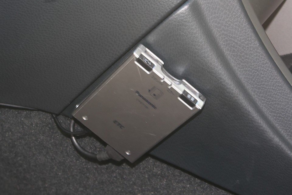 もちろんETCも装備！しゃべるヤツね。