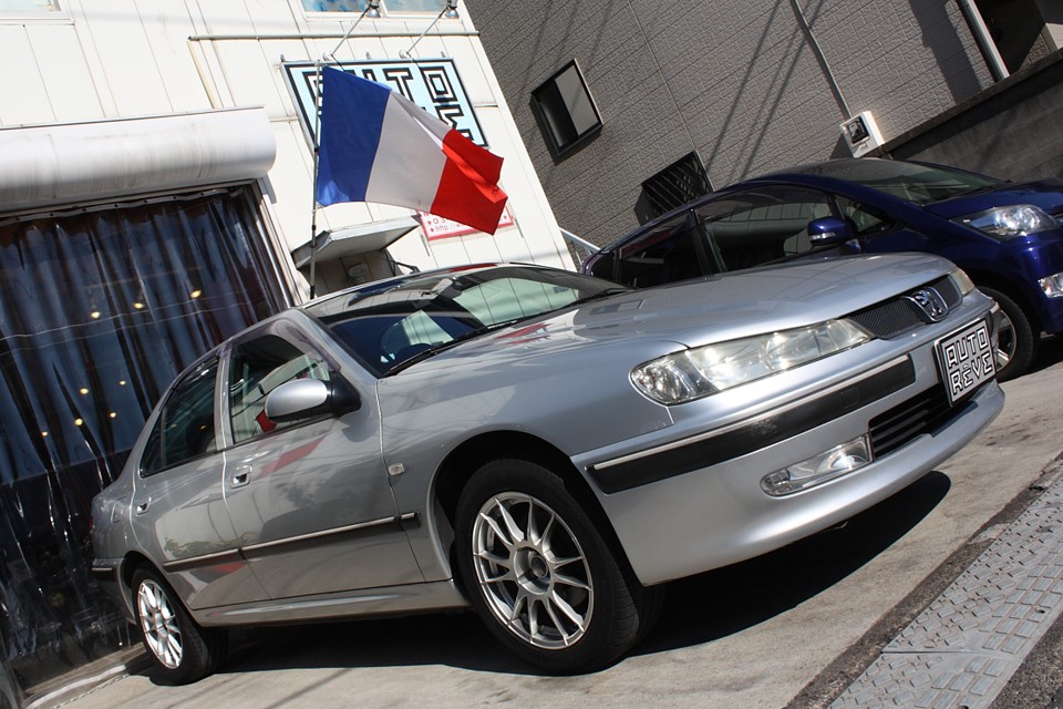 ヨーロッパで鍛えられた優秀なスポーツセダン！小キズありにつき格安でのご提供です！