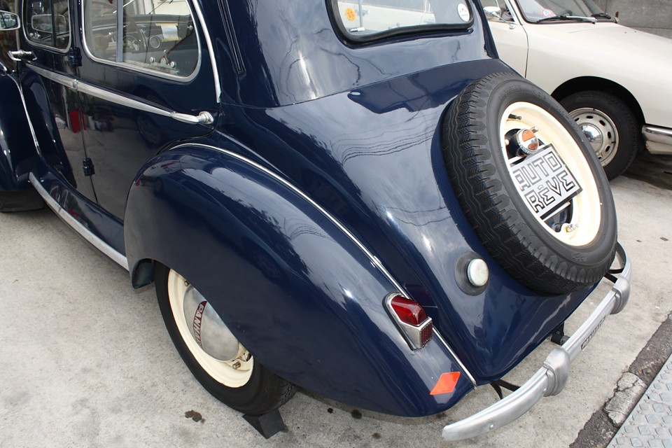 それはボディに飾られたひとつひとつのパーツを見れば容易に感じられるわけで・・・。