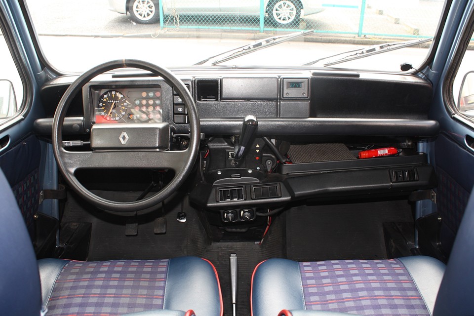 ついにリノベーションの波がキャトルにまで来たか？！