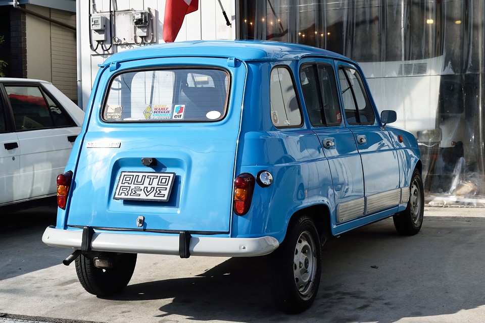 弊社入庫時に塗装ハゲとか結構あったので、思い切ってオールペイントしちゃいました～！