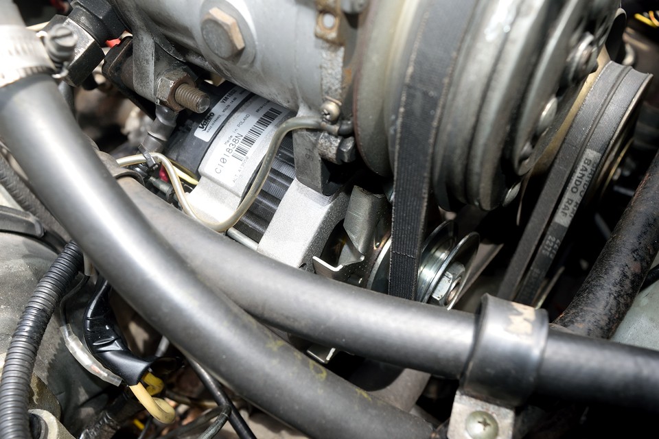 オルタが新しい！＝精神安定剤！　旧車にお乗りの方ならお判りいただけるはず（笑）