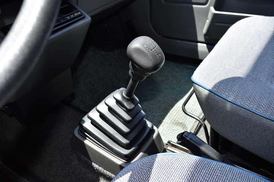 サンクと同じ、大きなシフトノブは適度な重さがあって、とっても操作しやすいのです！