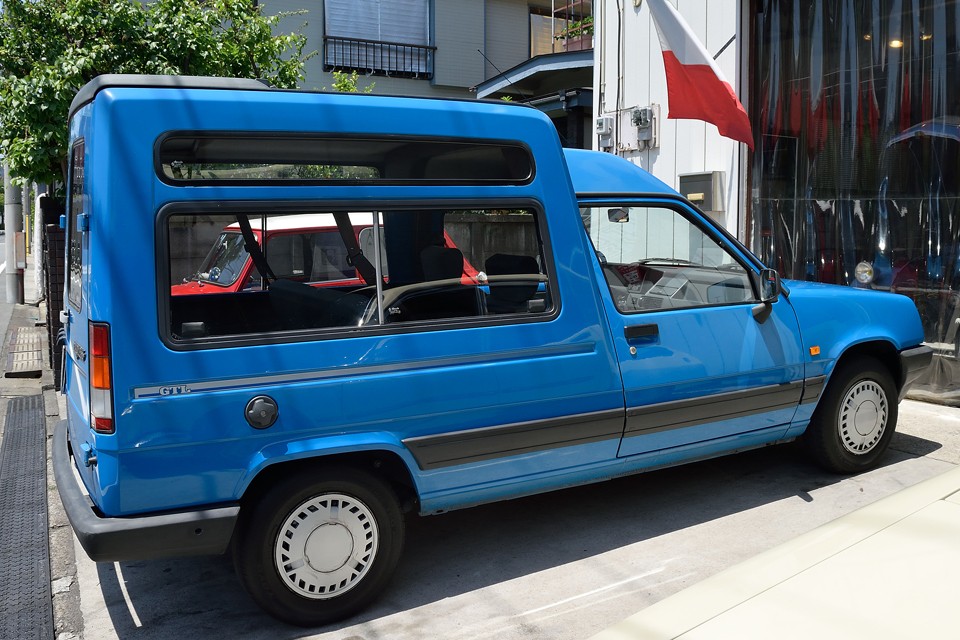 もはや希少なエクスプレス・・・こんなビンゴッ！な仕様は少なくなりました。