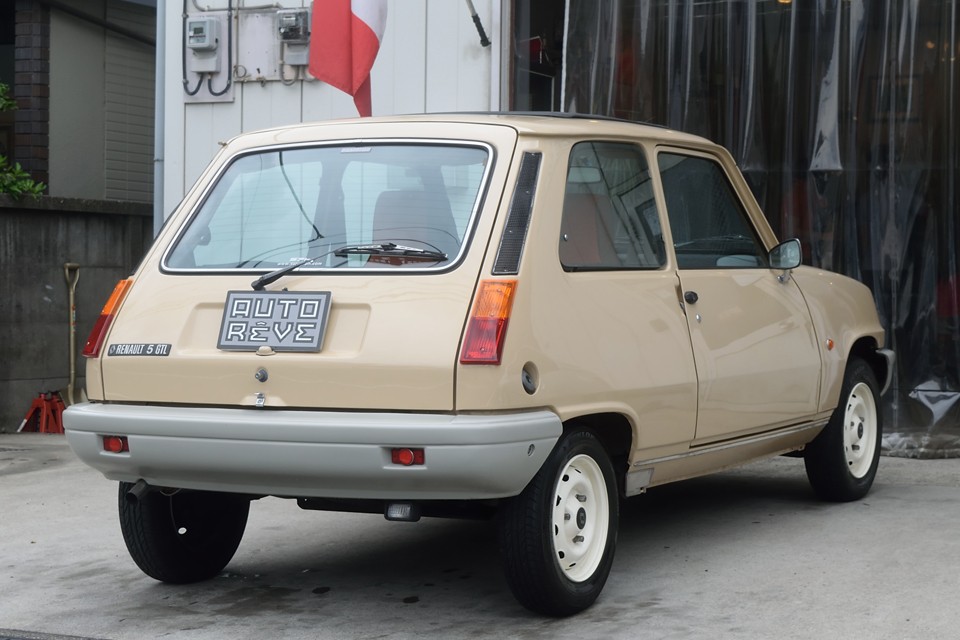 部品足りてる？（笑）って思うくらいシンプルで素朴！