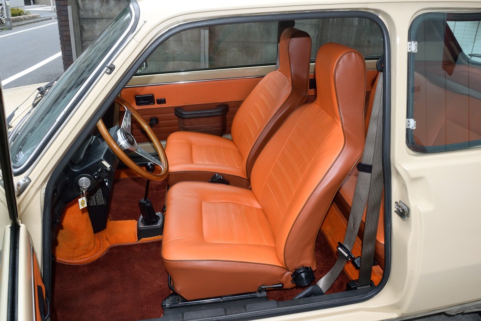 もしくは、この色・・・カステラを連想するのは私だけでしょうか・・・・・（笑）