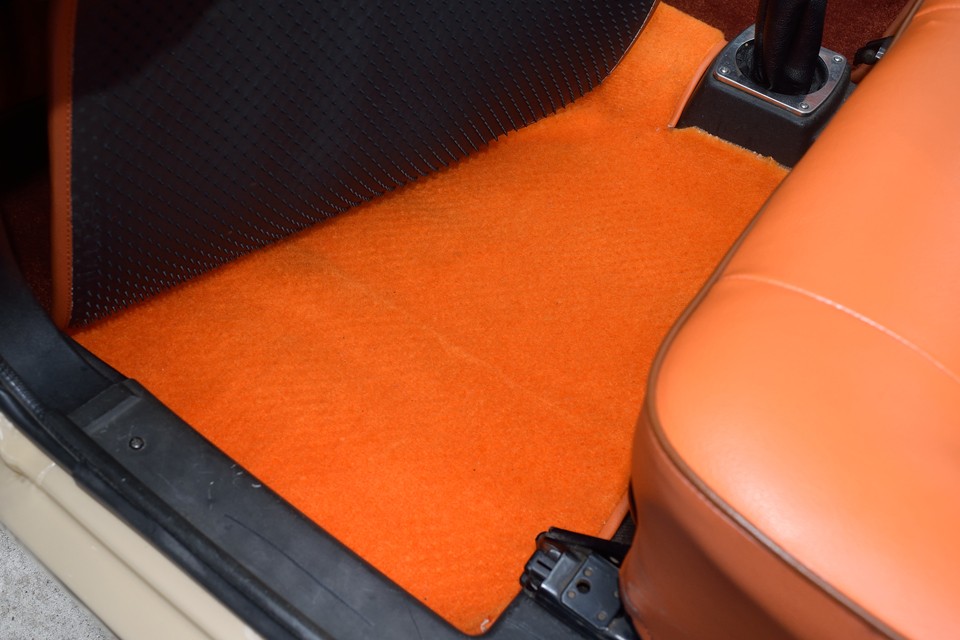 歯で、こう、シィ〜って・・・もういいっつ〜の！