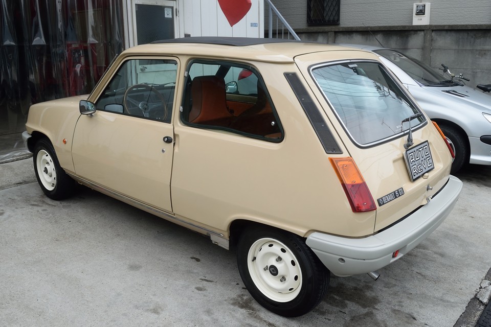 現在不具合箇所も無く、機関も好調！このまま車検取得で直ぐにお乗りいただけます！