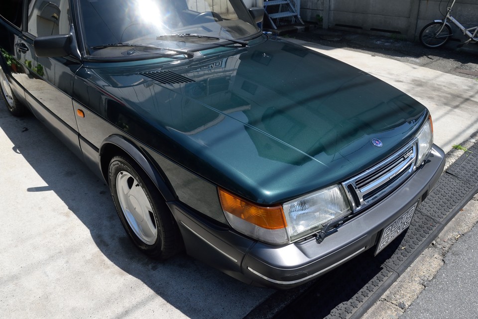 もちろん小キズはあるのですが、塗装の状態は20年を経過したとは思えないくらい良い状態です。