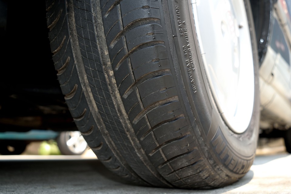 タイヤは6～７分山といったところでしょうか。当分交換の必要はなさそうです。