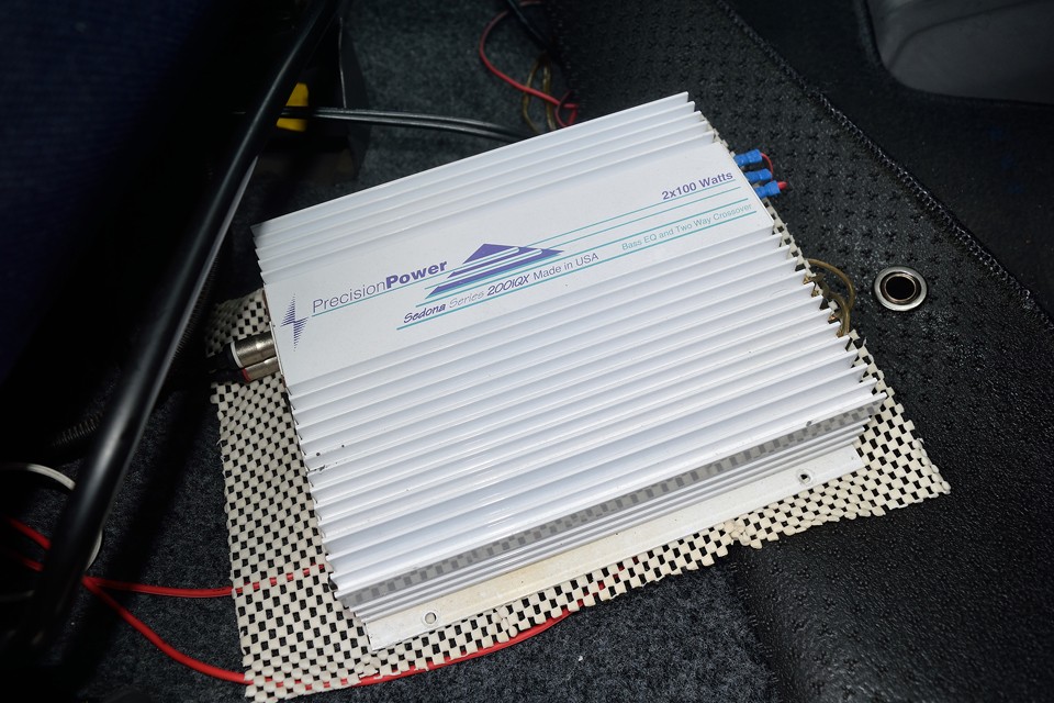 と言うことは・・・もちろんパワーアンプも装備なのです！オーディオはバッチリですね。