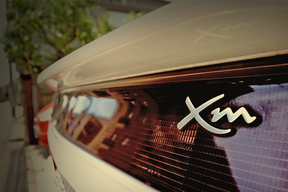 ボディの大きさを錯覚してしまう程の取り回しの良さや、ベルトーネの想いがヒシヒシと伝わってくるボディライン・・・。