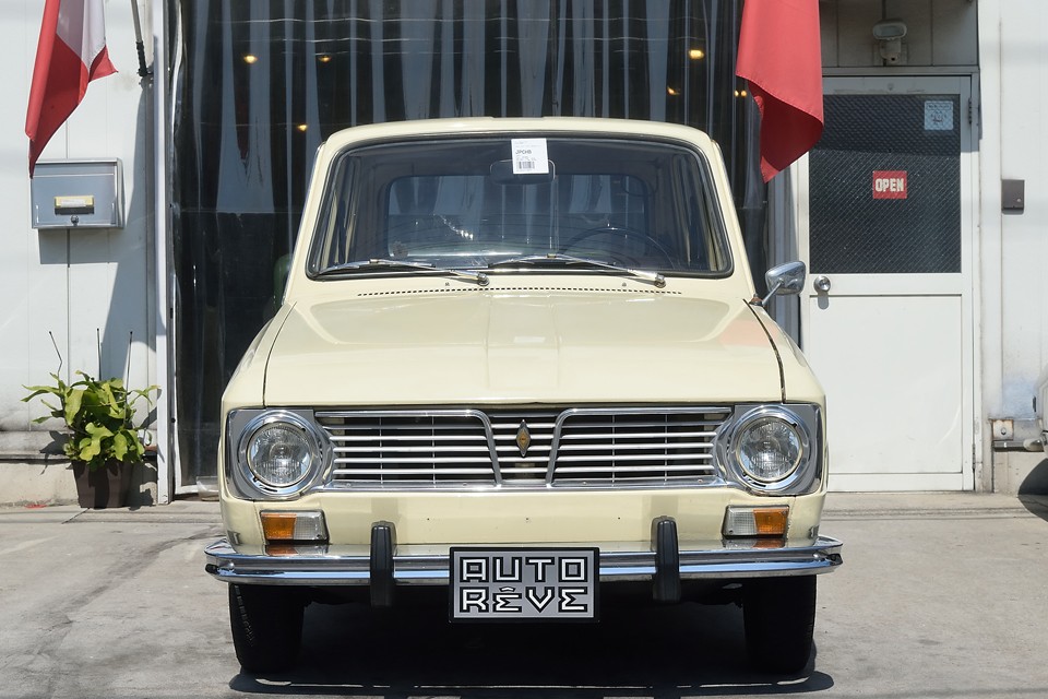 迷子の仔犬の様な、その目で見つめられると・・・「そんな目で見ないでぇ～！連れて帰りたくなっちゃう～！」・・・どうぞどうぞ（笑）