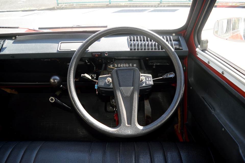 ウインカーレバーもフニャフニャしてない！「うわぁ～折れそう！」から解放されます（笑）