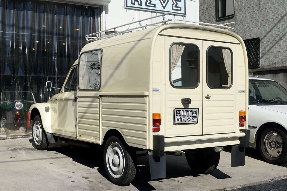 後ろ半分、ほぼ小屋？！（笑）