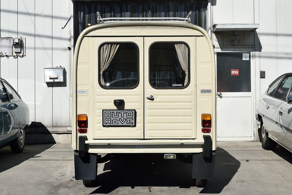 やっぱ小屋・・・。