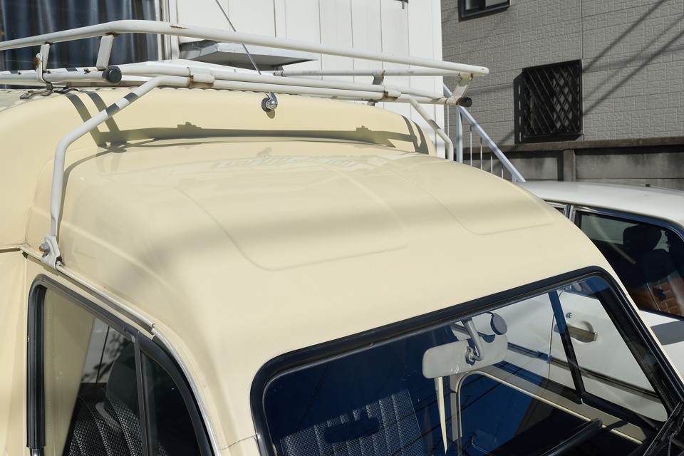 一番傷みやすいはずのルーフの塗装でこの状態です。これなら◎ですよね。