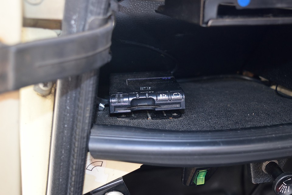 左ハンドル車にはもはや必須のETCももちろん装備！