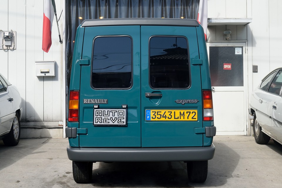 まんま倉庫？！（笑）