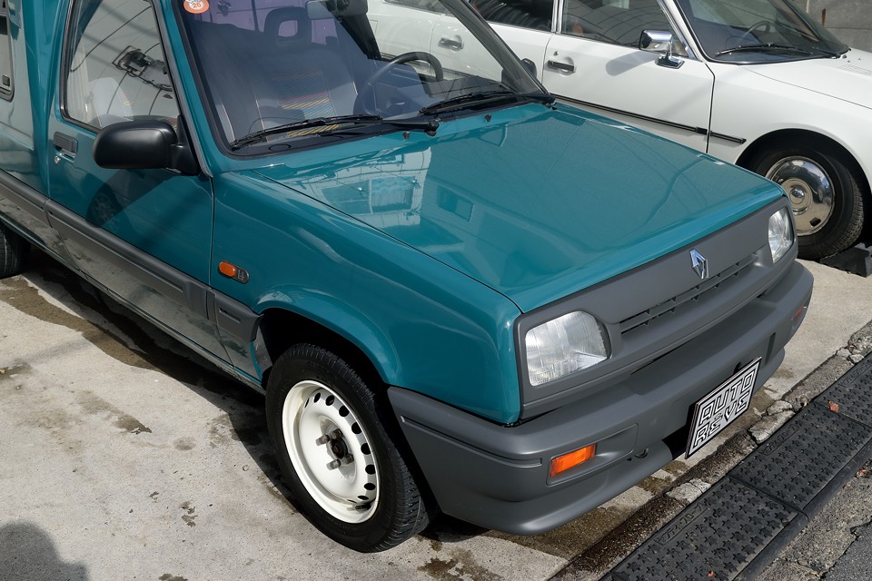 仮に普通の程度のエクスプレスを買って、内外装、機関をここまで仕上げることを考えると・・・もうお分かりですね。お買い得、間違いなし！